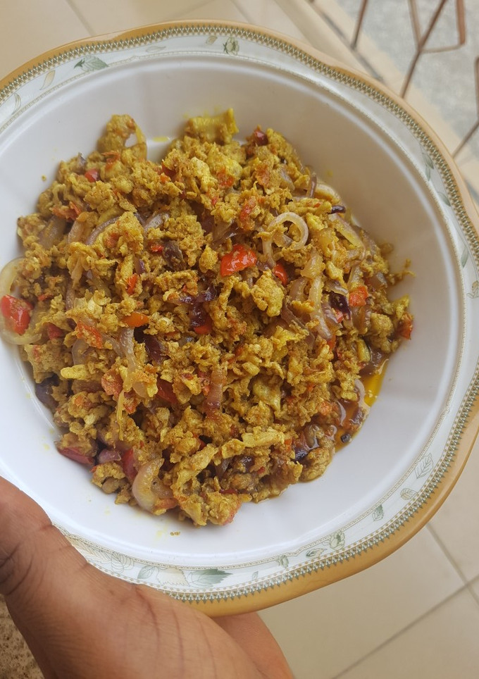 A picture of Fried yam and egg source.