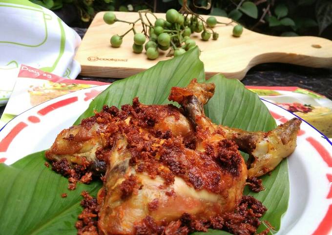 Ayam Goreng Padang