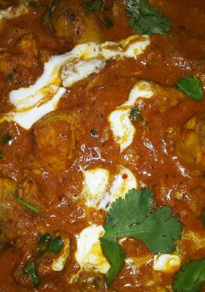 A picture of Creamy butter chicken.