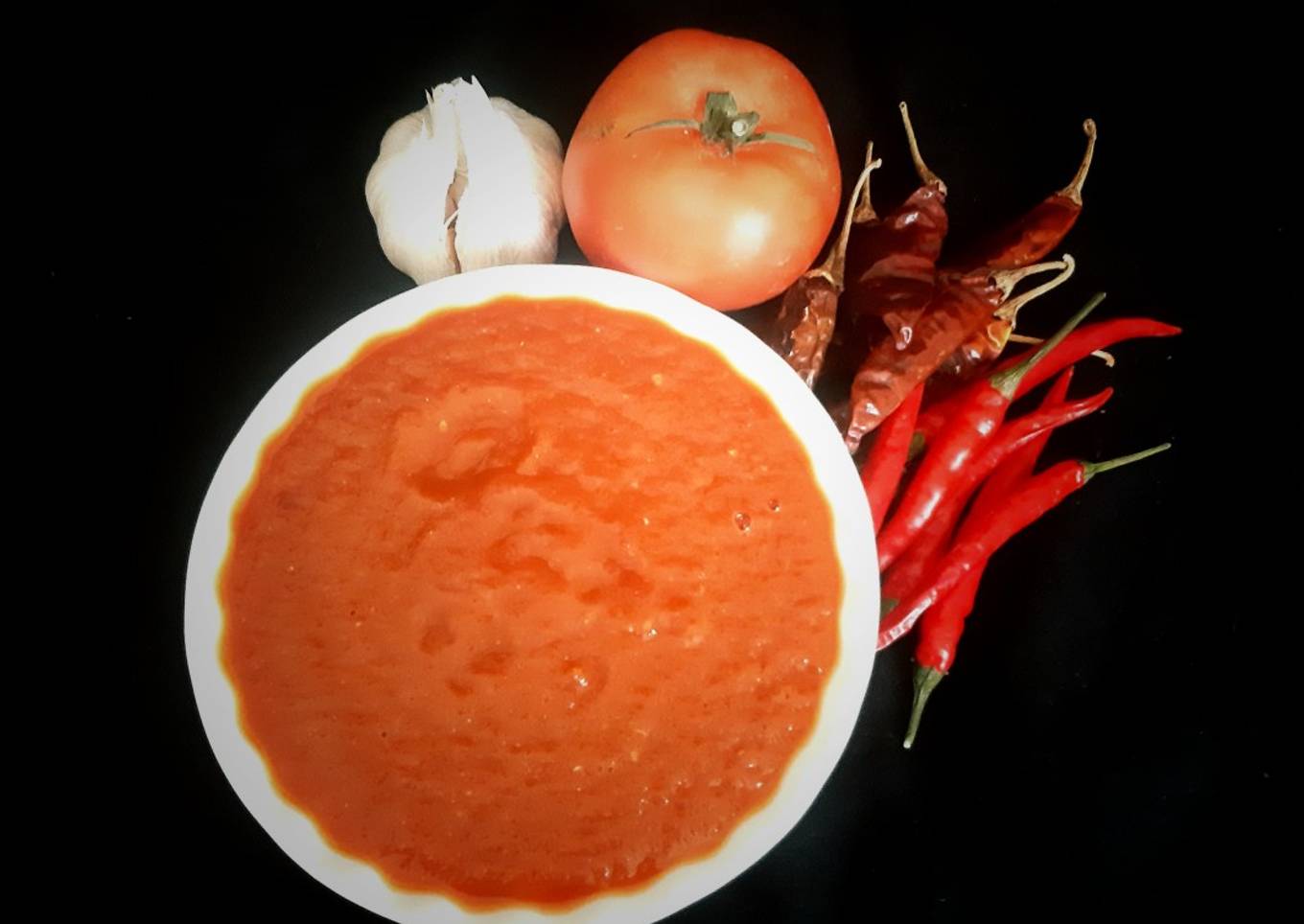 Tomato Garlic Chutney (Momo Chutney)