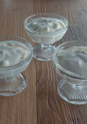 Una foto de Helado 🍦 de Yogur Fácil