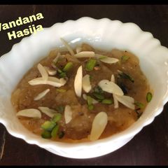 A picture of Apple Halwa.