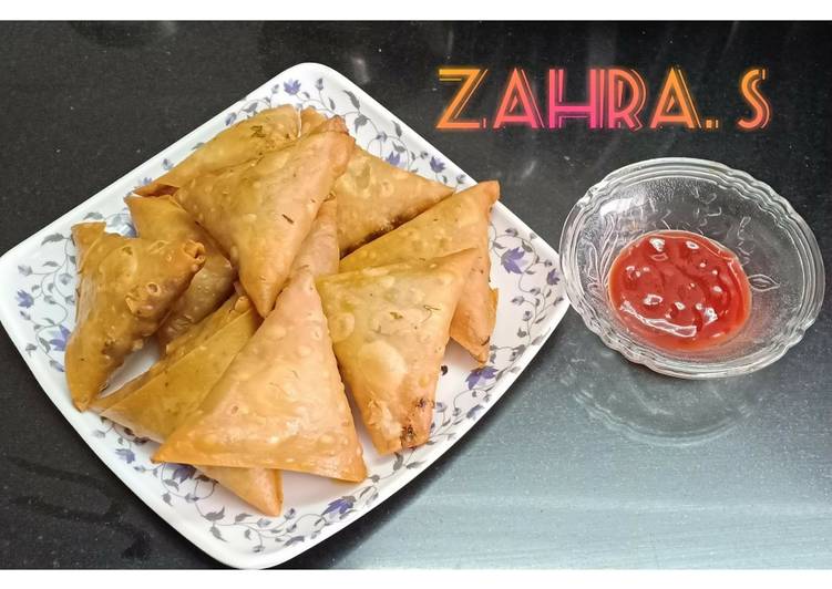 Patti Samosas with chicken mince filling