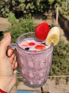 A picture of Banana berry smoothie.