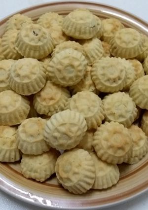 صورة لوصفة معمول التمر بالحليب المكثف المحلى