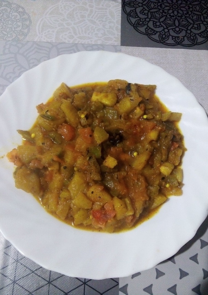 Una foto de Zaalouk (ensalada marroquí de berenjenas) 🍆