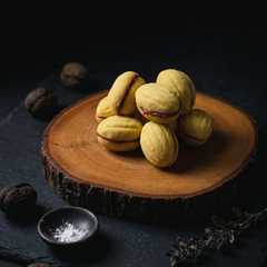 รูปของ Kue Kenari