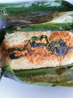 Foto resep Nasi bakar ayam suwir teri pedas