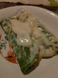 Canelones de espinaca rellenos de pollo, ricota, espinaca (SIN TACC)
