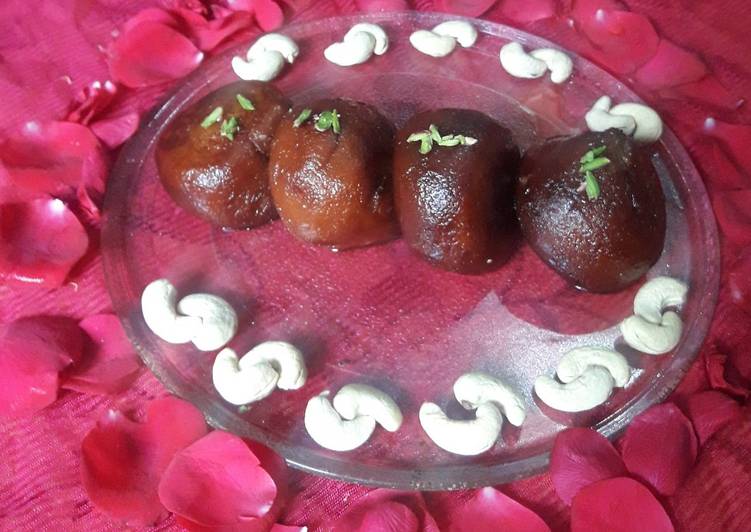 Dryfruits stuff Gulab jamun