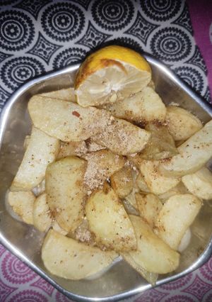 फ्राई आलू चाट (Fry aloo chaat recipe in hindi) रेसिपी मुख्य फोटो