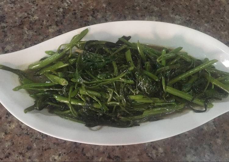  Resep  Tumis kangkung rasa bumbu  racik  indofood  oleh Firda 