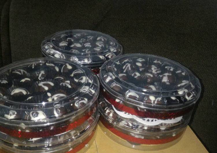 Bola Coklat Marie Regal