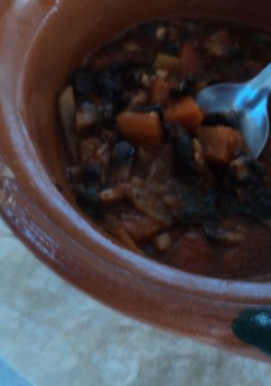 Una foto de Caldo de verdura y  solla texturizada rápido y muy nutritivo para la ciudad y poco tiempo