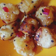 A picture of Crispy banana fritters.