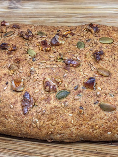 Una foto de Pan de espelta 100% y semillas