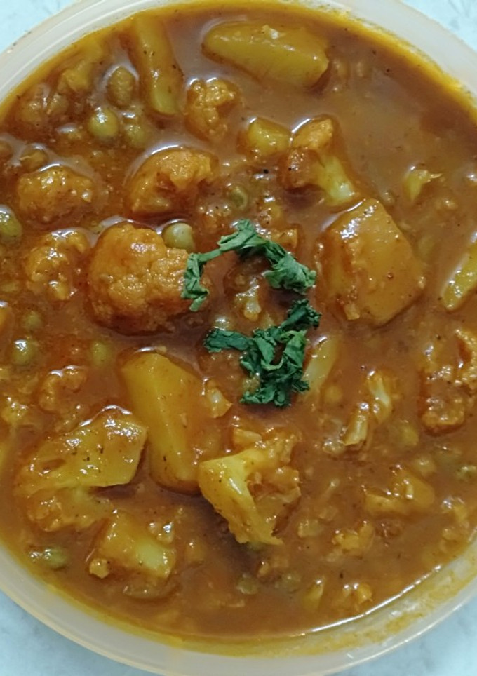 ફ્લાવર ગ્રેવી નું શાક (Flower Gravy Shak Recipe in Gujarati) રેસીપી મુખ્ય ફોટો
