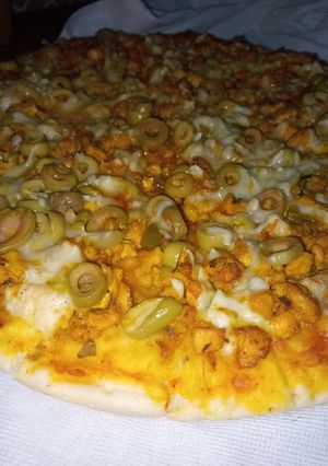صورة لوصفة بيتزا بالدجاج مثل المطاعم 🤫😋