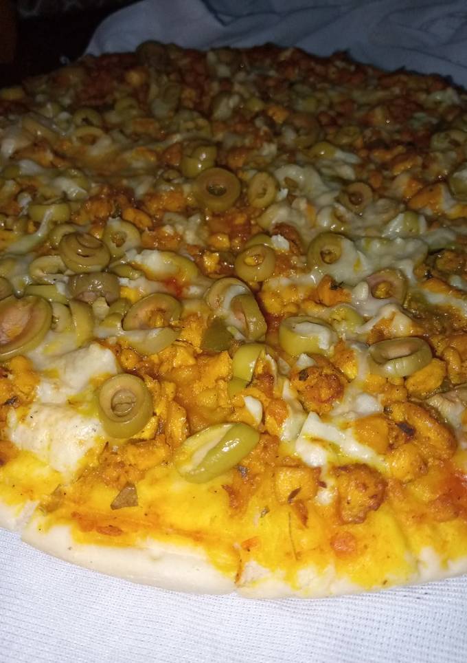 صورة بيتزا بالدجاج مثل المطاعم 🤫😋