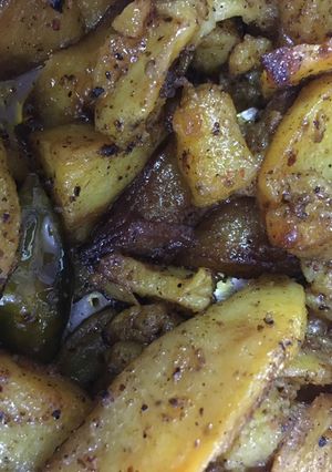 A picture of Aloo ki sabji.