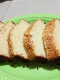 A picture of Pound cake.