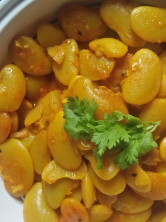 રંગુની વાલ નું શાક (Ranguni Val Nu Shak Recipe In Gujarati) રેસીપી મુખ્ય ફોટો