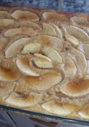 Una foto de Torta de manzana tierna superfácil