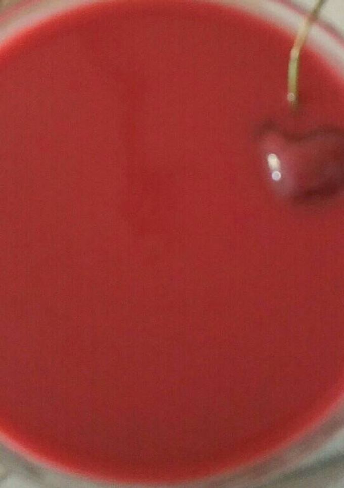 Una foto de Gazpacho de cerezas