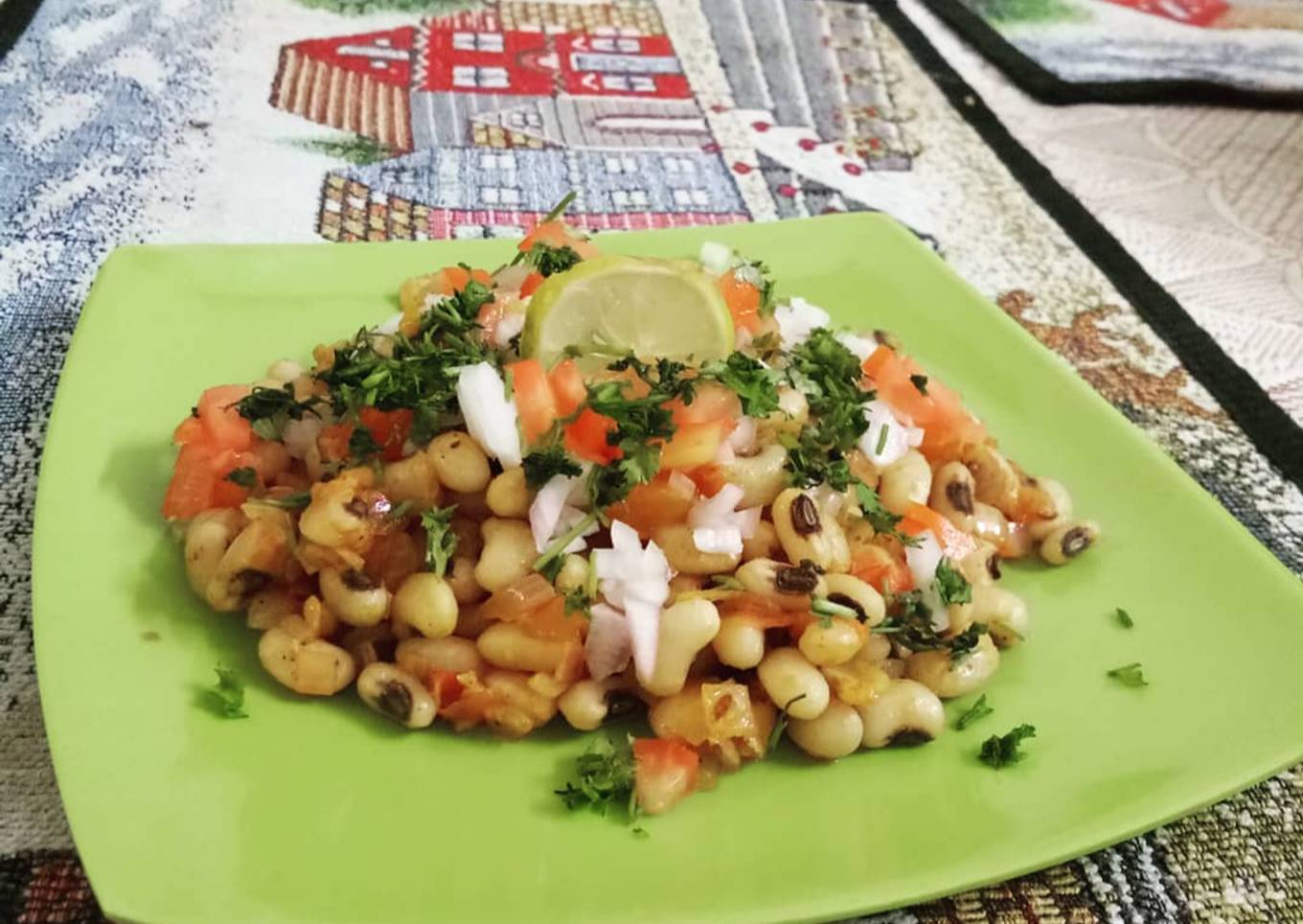 Black-eyed peas salad or lobia salad