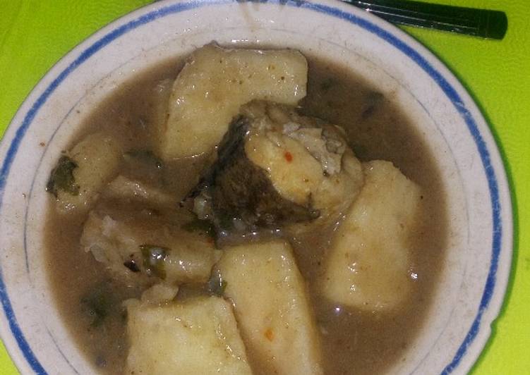 Easiest Way to Make Award-winning Porridge white yam with fish