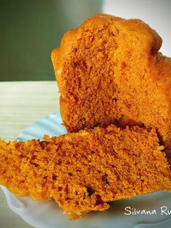 Una foto de 96.🧁Bizcocho salado (mug cake) de sobrasada y miel en taza🍯