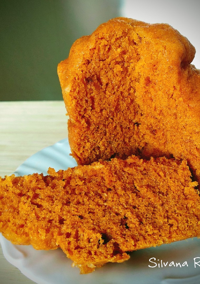 Una foto de 96.🧁Bizcocho salado (mug cake) de sobrasada y miel en taza🍯