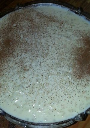 A picture of Rice Pudding.
