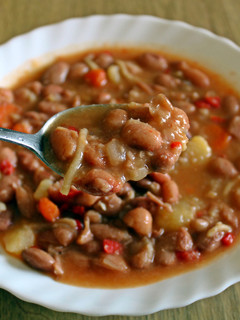 Una foto de Potaje de habichuelas