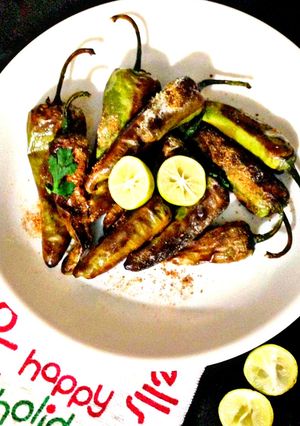 A picture of Fried chillies.