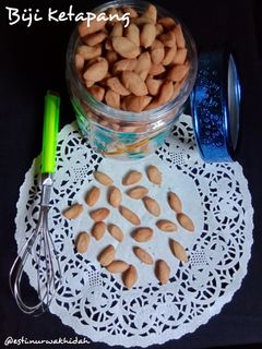 Foto resep Biji Ketapang Manis, Renyah dan Gurih