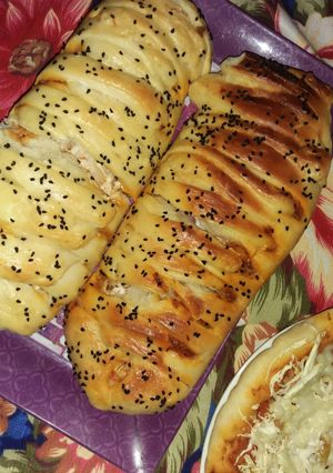 A picture of Chicken bread.