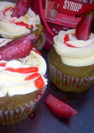 A picture of Signature cupcakes.