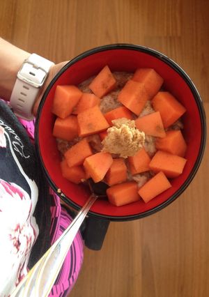 Una foto de Porridge de avena, semillas y claras