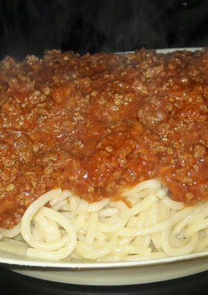 Una foto de Fideos con salsa bolognesa