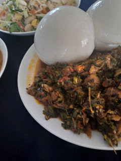 Tuwon shinkafa da miyar idi koyunka soup ainihin hoton girkin
