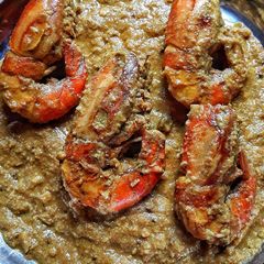 A picture of Chingri or Prawn Malai Curry.