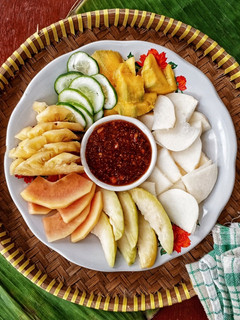 Foto resep Rujak Buah Bumbu Kacang