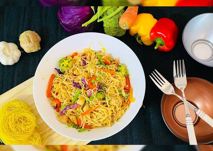 Chicken &amp;amp; Vegetables Stir-Fry Noodles Recipe