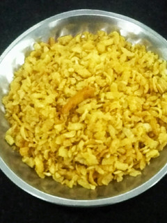 પૌવા નો ચેવડો (Pauva Chevdo Recipe In Gujarati) રેસીપી મુખ્ય ફોટો