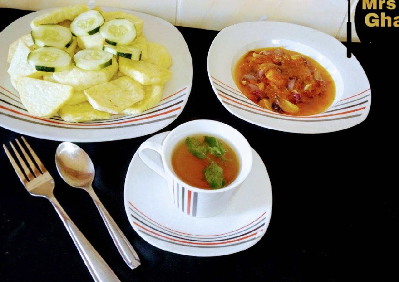 Fried yam with sauce