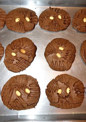 A picture of Chocolate Peanut Butter Cookies - Jon Style.