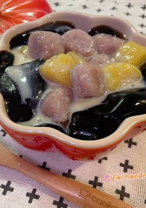 A picture of DIY Grass Jelly with Kids.