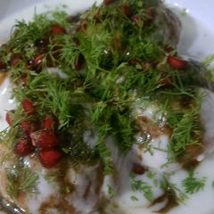 A picture of Instant dahi vada.