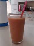 Vitamina de goiaba com maracujá